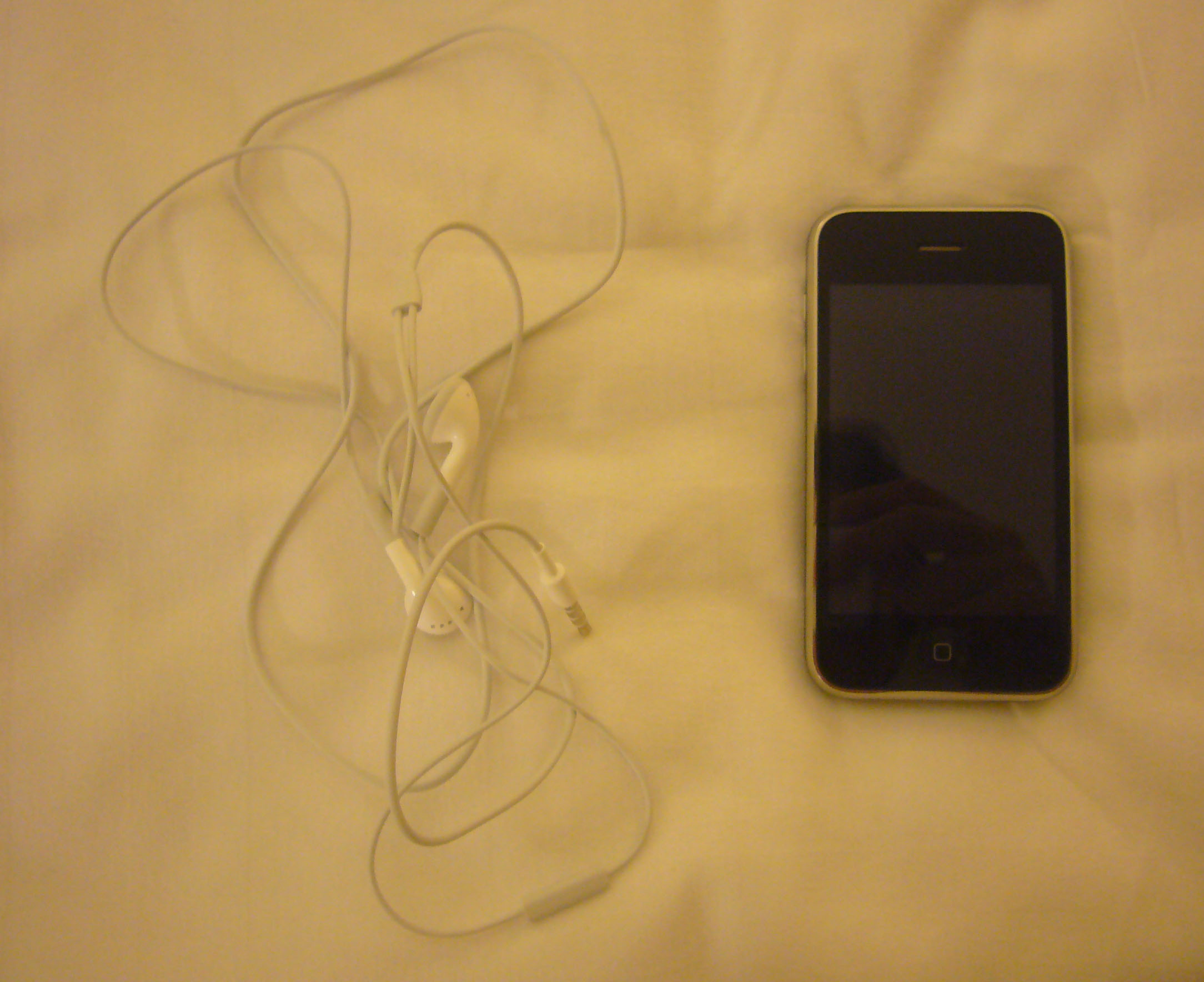 iPhone 3G with Headphones